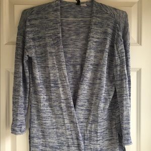 ⏰ Divided blue cardigan